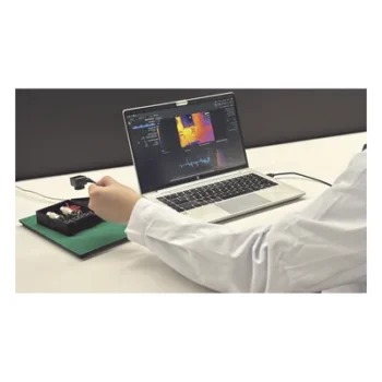 Cámara Termográfica para Smartphone / 256 × 192 / SuperIR / Enfoque Manual / -20°C a 400°C / ±2°C / USB-C y Lightning / IP40