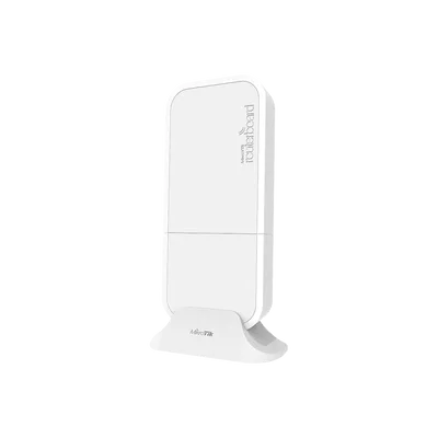 Punto de Acceso 60 GHz / 8 CPE Simultáneos / Alcance 200 m (656.2 ft) / 1 Gbps / Apertura 60° / PoE 802.3af/at / IP Resistente a Intemperie