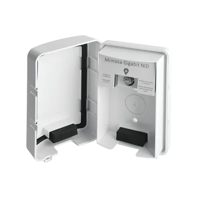 Protector PoE Gigabit / Protección Línea a Línea y Línea a Tierra / GDT 10 kA / IP54 / -40 a 55°C / Montaje en Pared