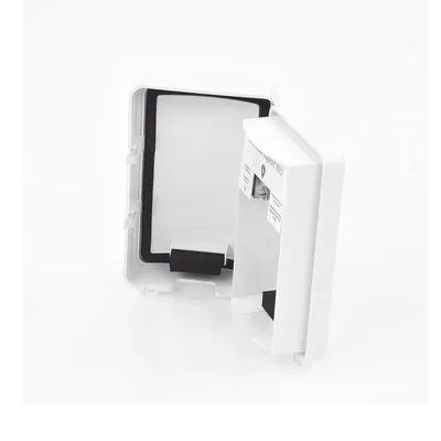 Protector PoE Gigabit / Protección Línea a Línea y Línea a Tierra / GDT 10 kA / IP54 / -40 a 55°C / Montaje en Pared