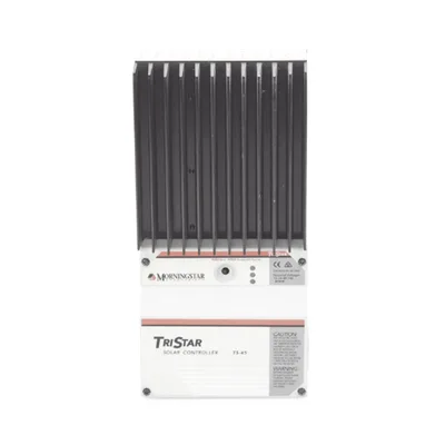 Controlador de Carga Solar PWM / 45 A / 12V 24V 48V / Puerto RS-232 / Hasta 4 kW / 7 Preajustes / Operación hasta 60°C / 13.1 ft² Disipador