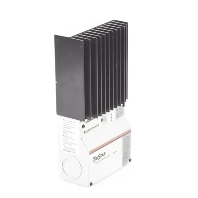 Controlador de Carga Solar PWM / 45 A / 12V 24V 48V / Puerto RS-232 / Hasta 4 kW / 7 Preajustes / Operación hasta 60°C / 13.1 ft² Disipador