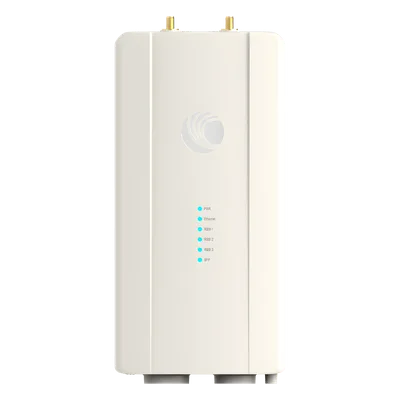 Radio Backhaul Punto a Punto / Wi-Fi 6 / 1 Gbps / Banda 4.9-6.2 GHz / Latencia