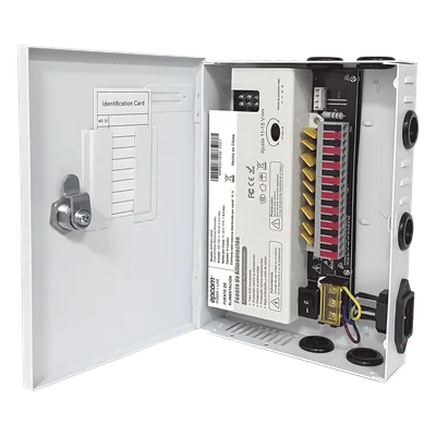 Fuente de Alimentación Profesional / 9 Canales / 16 A Total / 11-15 VCC Ajustable / 200 W / Filtro de Ruido por Canal