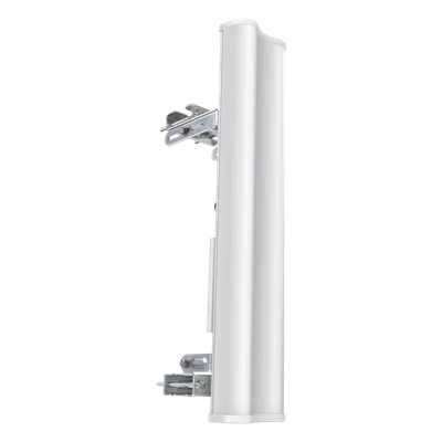 Antena sectorial / 90° cobertura H / 2.3-2.7 GHz / 16 dBi / 700x145x79 mm / 2.3 ft x 5.7 in x 3.1 in