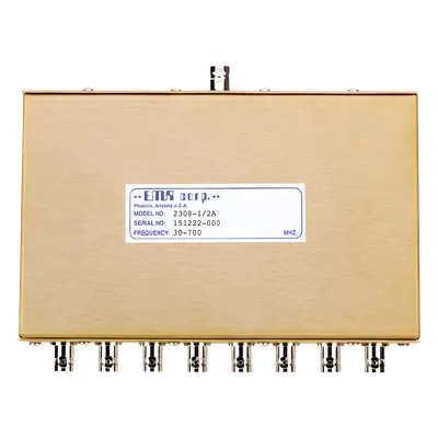 Divisor de Potencia EMR de 8 Vías, 30-700 MHz, 0.5 Watt, Conectores BNC Hembra.
