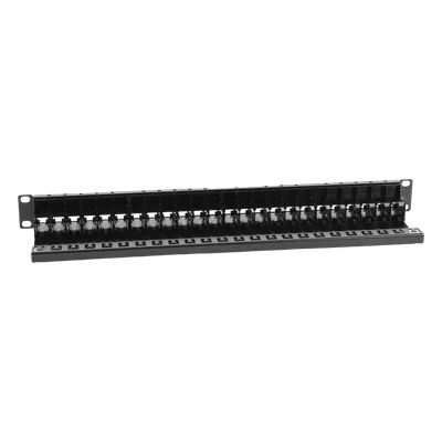 Patch Panel UTP de 24 Puertos / Categoría 6 / Plano / 1UR / Precargado con Jacks Z-MAX / Acero 18 Gauge