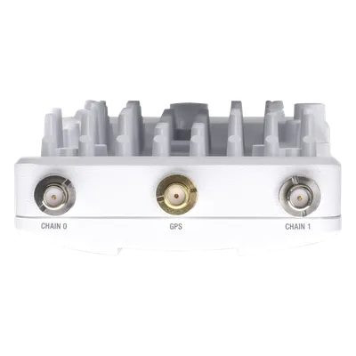 Radio Backhaul / 1 Gbps+ / 5 GHz (4.8 - 6.2 GHz) / 4096 QAM / GPS / IP67 / Bluetooth 4.0