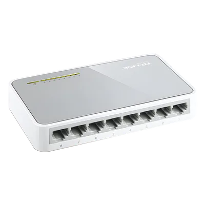 Switch de escritorio / 8 puertos / 10/100 Mbps / Auto-MDI/MDIX / Green Ethernet / 5.3x3.1x0.9 in