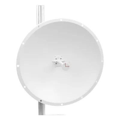 Antena Direccional / Rango Extendido 4.8 - 6.5 GHz / 28 dBi / Haz 7° / Polaridad Dual ±45° y V/H / Resistencia 200 km/h