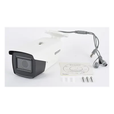 Cámara Bullet TURBOHD 4K / Lente Mot. 2.7 a 13.5 mm / IR EXIR 80 m / 262 ft / IP67 / 12 Vcc - 24 VCA / dWDR