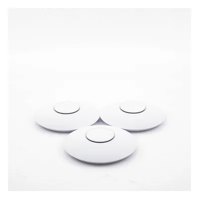 Paquete de 3 Access Point UniFi 802.11ac Wave 2, MU-MIMO4X4 con antena Beamforming, hasta 1.7 Gbps, para interior PoE 802.3af, soporta 200 clientes, No incluyen PoE´s