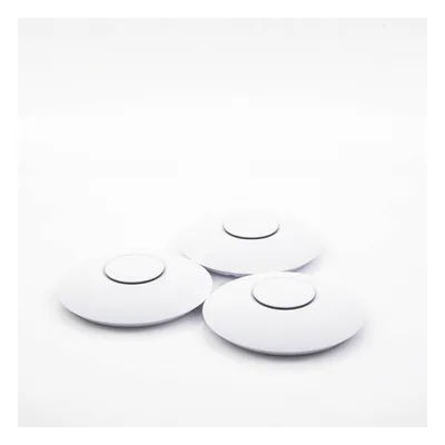 Paquete de 3 Access Point UniFi 802.11ac Wave 2, MU-MIMO4X4 con antena Beamforming, hasta 1.7 Gbps, para interior PoE 802.3af, soporta 200 clientes, No incluyen PoE´s
