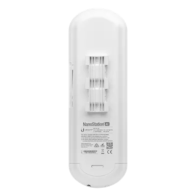 CPE de 5 GHz / 450 Mbps / Antena Panel 16 dBi / 24V PoE / Rango -40°C a 70°C / 0.84 x 2.77 x 0.10 ft