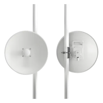 Suscriptor 450i para multipunto, 4900 - 5925 MHz, hasta 300 Mbps, antena de 25 dBi (C050045B021A)