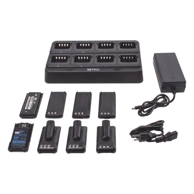 Cargador de Escritorio / 8 Cavidades / Dual Química Ni-MH y Li-Ion / 15 V 8 A / 100-240 VCA