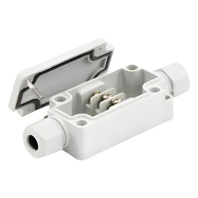 Caja de Conexión Exterior / IP66 / 3 Líneas / Terminales Tipo Herradura / Calibre 12-22 AWG / -40°C a +120°C