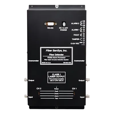 Sensor Perimetral de Fibra Óptica / 2 Zonas Independientes / 5 km Alcance / 1,640 pies por Zona / Comunicación IP-XML y RS232 / 12-24 VDC