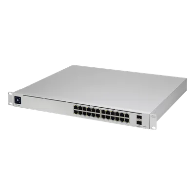 Switch PoE administrado / 24 puertos Gigabit / 2 SFP+ 10G / 400W / Capa 3 / Sin ventiladores / 1U rack