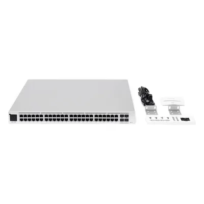 Switch PoE administrable / 48 puertos Gigabit PoE+ / PoE++ 802.3bt / 4 SFP+ 10G / 600W / 1.72' de alto
