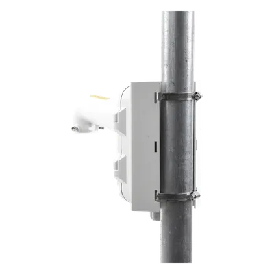 Soporte de Montaje en Poste / Caja de Conexiones Integrada / Diámetro Ajustable 67-127 mm / Capacidad 10 kg / 14.0 x 10.3 x 6.7 in