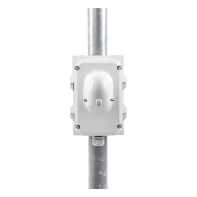 Soporte de Montaje en Poste / Caja de Conexiones Integrada / Diámetro Ajustable 67-127 mm / Capacidad 10 kg / 14.0 x 10.3 x 6.7 in
