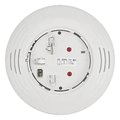Base con Relevador / 6.85' (17.4 cm) Diámetro / 12-18 AWG / 2 Bobinas Latching / 15-32 VDC / UL 268