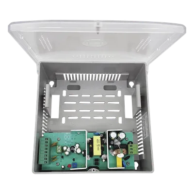 Fuente de Poder con Gabinete / 4 Salidas / 11-15 Vcc / 5 A / Entrada 96-264 Vca / Protección Sobrecorriente y Cortocircuito / LED Estado