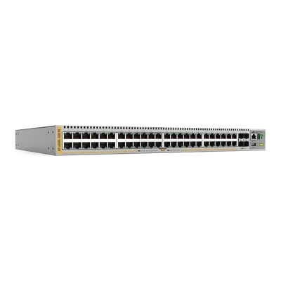 Switch / Capa 3 / 24 puertos Gbps / 4 puertos SFP+ 10G / PoE+ 740W / Stacking 8 unidades / Doble PSU redundante