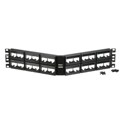 Panel de Parcheo Modular / Angulado / 48 Puertos / 2UR / Sin Blindaje / Con Etiqueta y Cubierta