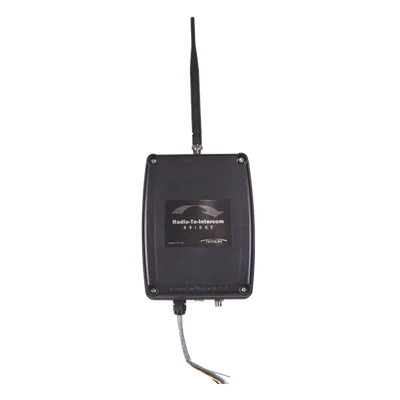 Adaptador para Sistemas de Voceo y Radio / Doble Banda VHF 150-160 MHz / UHF 450-470 MHz / Entrada Auxiliar / Grabación de Mensajes / Compatible DTMF y Selcall