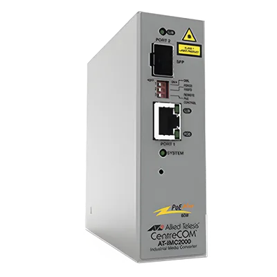 Convertidor de medios industrial PoE+ / 10/100/1000T a 100/1000X SFP / -40°C a 75°C / IP-30 / Sin ventilador / 70W PoE++