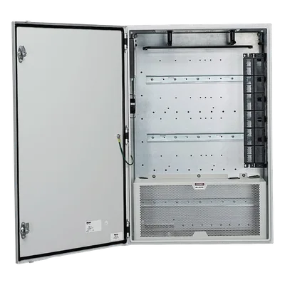 Gabinete de Zona de Red / Montaje en Pared / 2 Switches Industriales / IP66 / UL Tipo 4/12 / Rieles DIN / Puerta Reversible