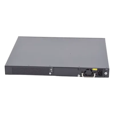 Switch Administrable Capa 3 / 24 Puertos 10G SFP+ / 4 Puertos 40G/100G QSFP28 / 800 Gbps Capacidad de Switching