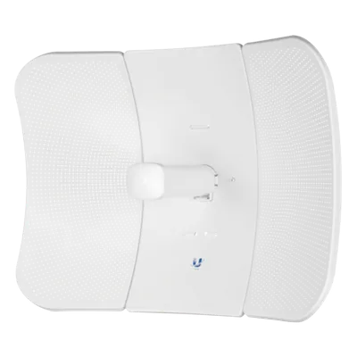 Cliente PtMP LTU™ Long Range, 5 GHz (4.8 - 6-2 GHz) con antena integrada de 26 dBi