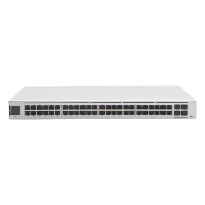 Switch Capa 3 / 48 Puertos Gigabit RJ-45 / 4 Puertos SFP+ 10G / 17.42 x 11.24 x 1.72' / Pantalla Informativa