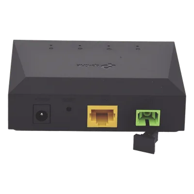 ONU GPON / Puerto SFP SC/APC / LAN Gigabit / Bridge o Router / Alcance 20 km (65,616 ft) / Compacto