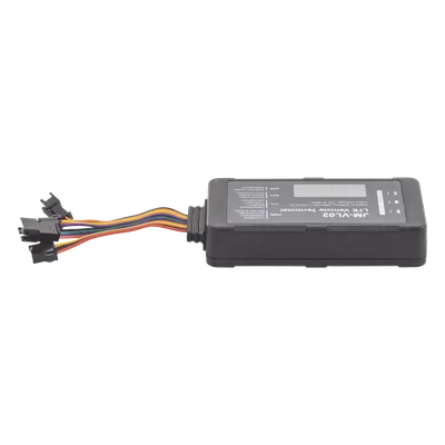 Localizador GPS con tecnología 4G / antena satelital y antena GSM internas / múltiples alarmas / paro de motor remoto / botón de pánico