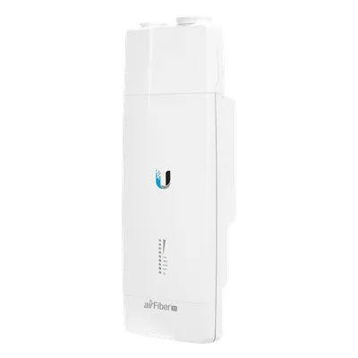 Radio de Backhaul de alta capacidad hasta 1.2 Gbps, banda licenciada 11 GHz (10.7-11.7 GHz), no incluye duplexers