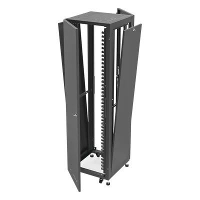 Gabinete Rack 19" / 42UR / 600 x 600 mm / Puerta Seguridad 3 Puntos / Cristal Templado / Laterales Desmontables