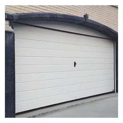 Puerta de Garage de Alta Calidad / Linea Central / Color Blanco 20X8 pies, AISLADA, Estilo Americana.