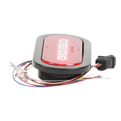 Luz Multifuncional Trasera para Camiones / 69 Patrones de Destello / 12-24 V / IP67 / SAE Class I / 5.4" x 5.4"