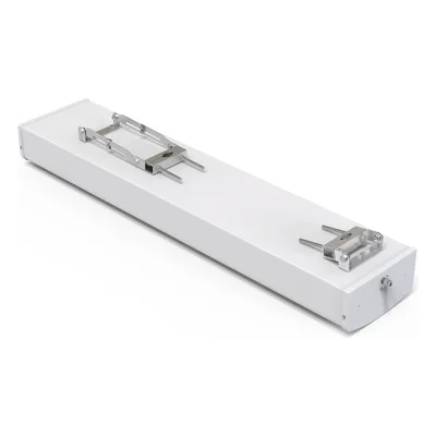 Antena Sectorial para Exterior / 1710-2190 MHz / Ganancia 18 dBi / Ancho de Banda 480 MHz / VSWR ≤1.5 / Potencia 200W / IP65 / Viento 60 m/s