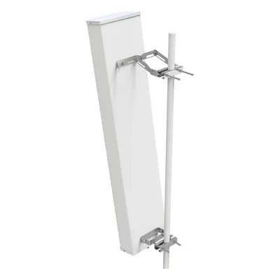 Antena Sectorial para Exterior / 1710-2190 MHz / Ganancia 18 dBi / Ancho de Banda 480 MHz / VSWR ≤1.5 / Potencia 200W / IP65 / Viento 60 m/s