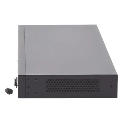 Switch Gigabit Administrable / 24 Puertos RJ45 / 4 Puertos SFP 1G / 56 Gbps / Sin Ventilador / Omada SDN