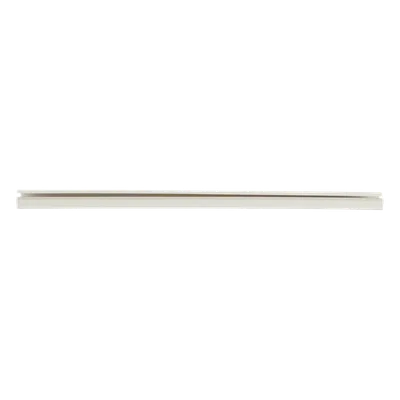 Canaleta de PVC / Diseño Tipo Bisagra / 38.4 x 24 x 3048 mm (10 ft) / Instalación Adhesiva Sin Herramientas / UL94V-0 / Blanco Mate