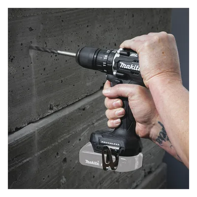 Rotomartillo/Taladro Inalámbrico SIN CARBONES, Broquero de 1/2", 1,700 RPM, 18V⎓, Torque: 40 N.m C/2 Bat. (1.5Ah) y Cargador.