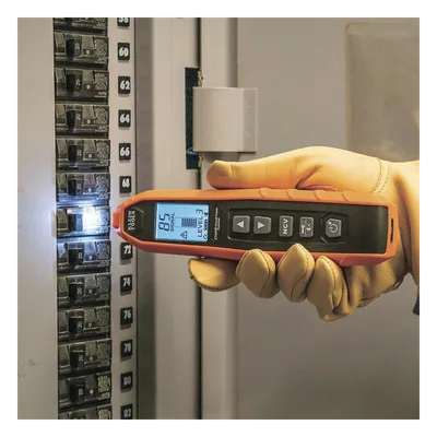 Kit Rastreador de Cables / Circuitos Energizados y No Energizados / 12V-480V AC/DC / Detección en Paredes y Subterráneo / 6.1 m (20 ft) de Alcance