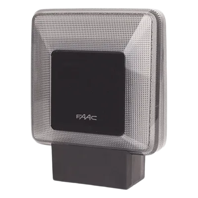 Lámpara Intermitente LED / Múltiples Voltajes 230/115/24 VAC y 24 VDC / IP54 / -20°C a 55°C / 40 LEDs / 135 x 165 x 55 mm