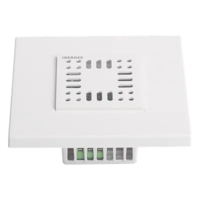 Micrófono Omnidireccional / Empotrable / Preamplificador Integrado / Salida 3Vpp / 5VDC / 44x44x44 mm